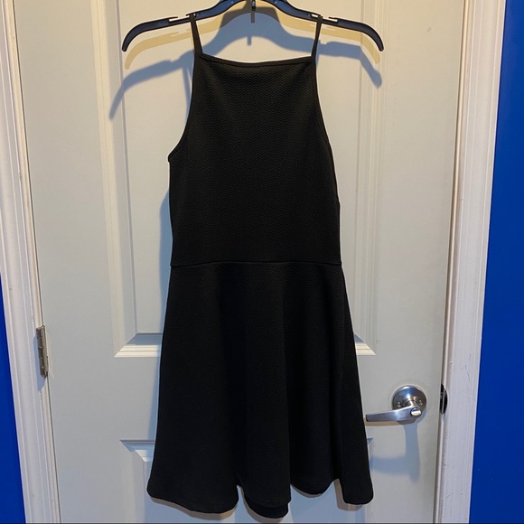 NWT Black halter cocktail dress - Picture 2 of 3